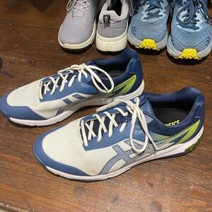 ASICS men’s shoes